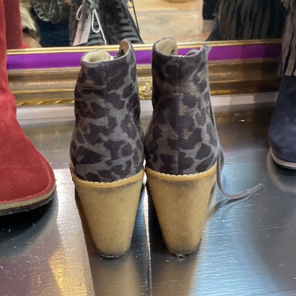 Stella McCartney leopard platform wedge boots 40 - Picture 8 of 9